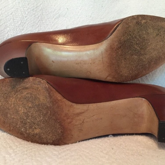Salvatore Ferragamo Kitten Heel Pumps Shoes 7.5 AA - Picture 7 of 8